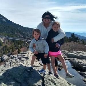 Meet your Posher, Carrie